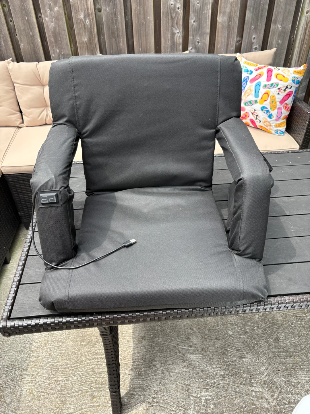 New Juicy Heated Stadium Seat Dual heat Zones