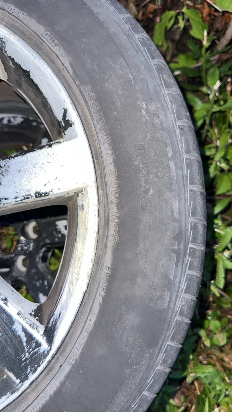 17” all season tires and rims - photo 3