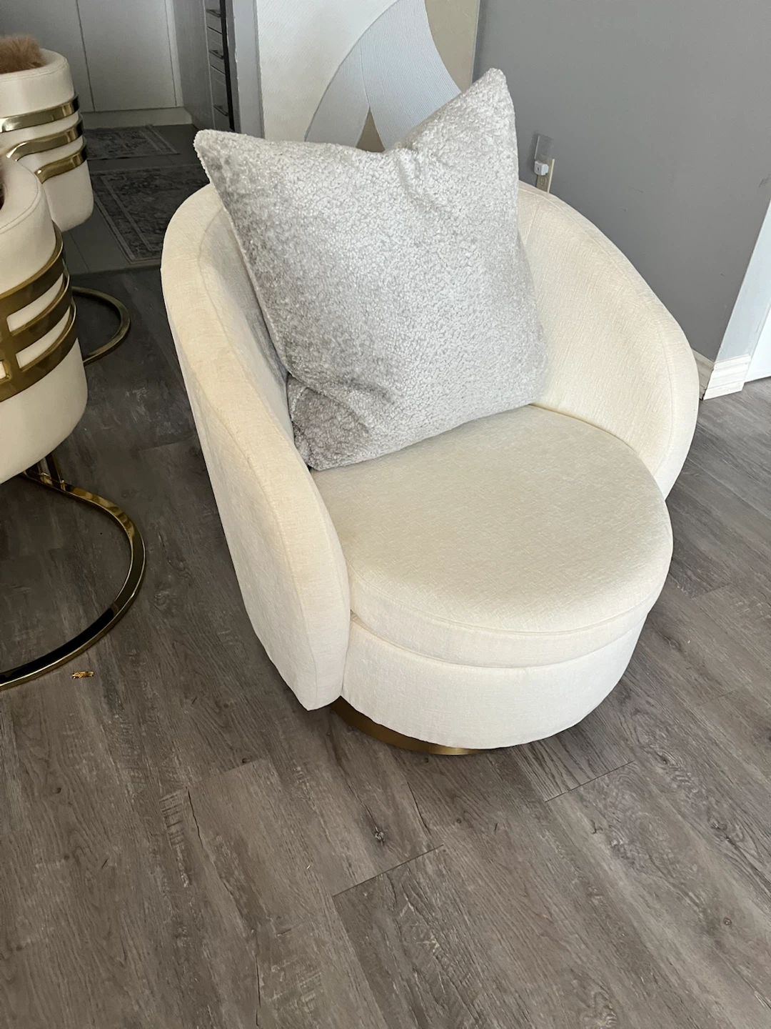 Cream Accent Chair with Grey Pillow - photo 4