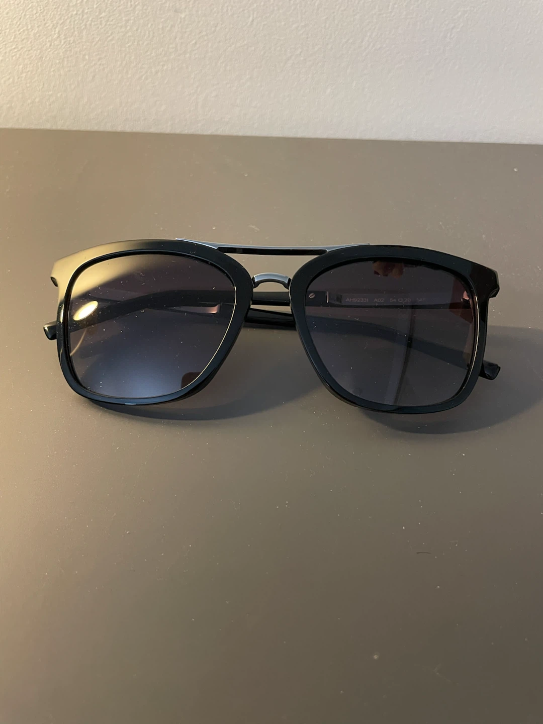 Ana Hickmann Black Sunglasses