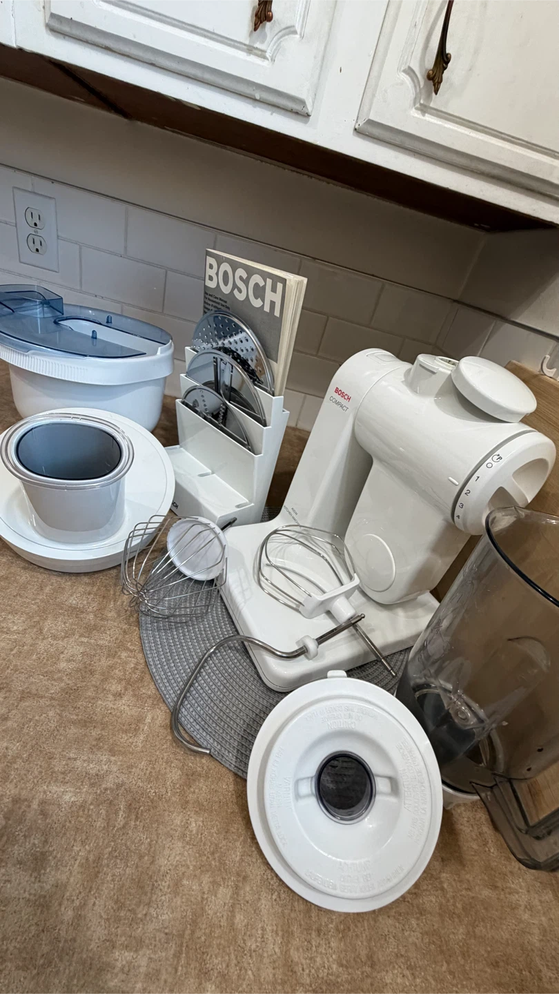 Bosch Compact Kitchen Machine - Excellent Condition - photo 2