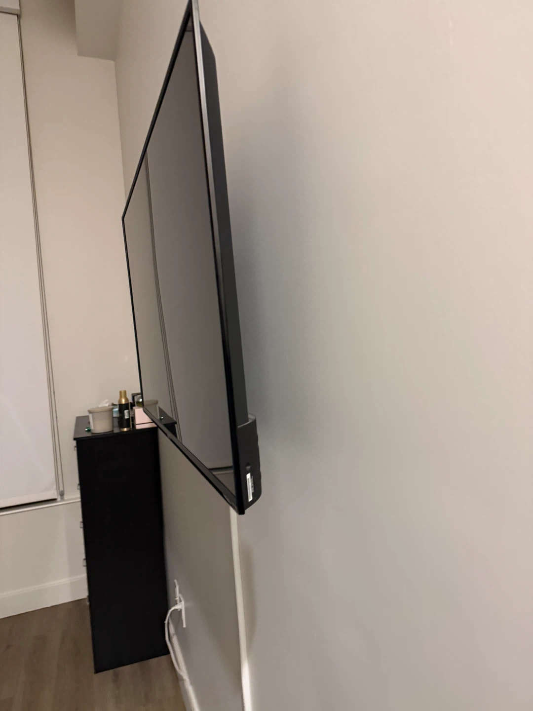 VIZIO Flat Screen TV - photo 2