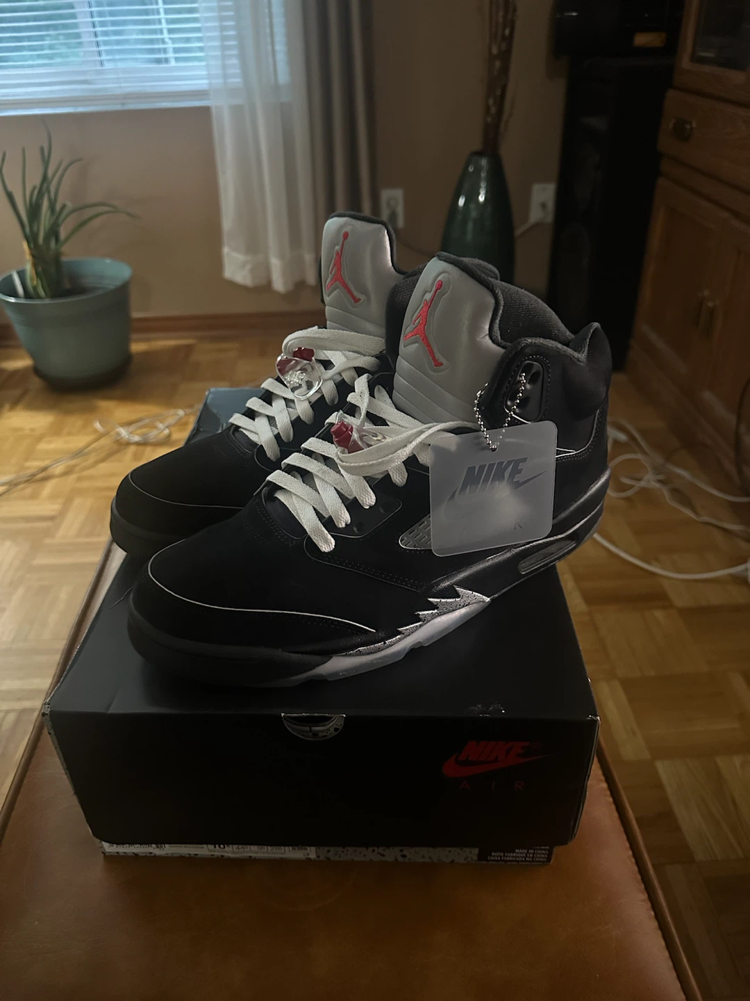 Jordan 5 “Black Metallic”(2025) - photo 2
