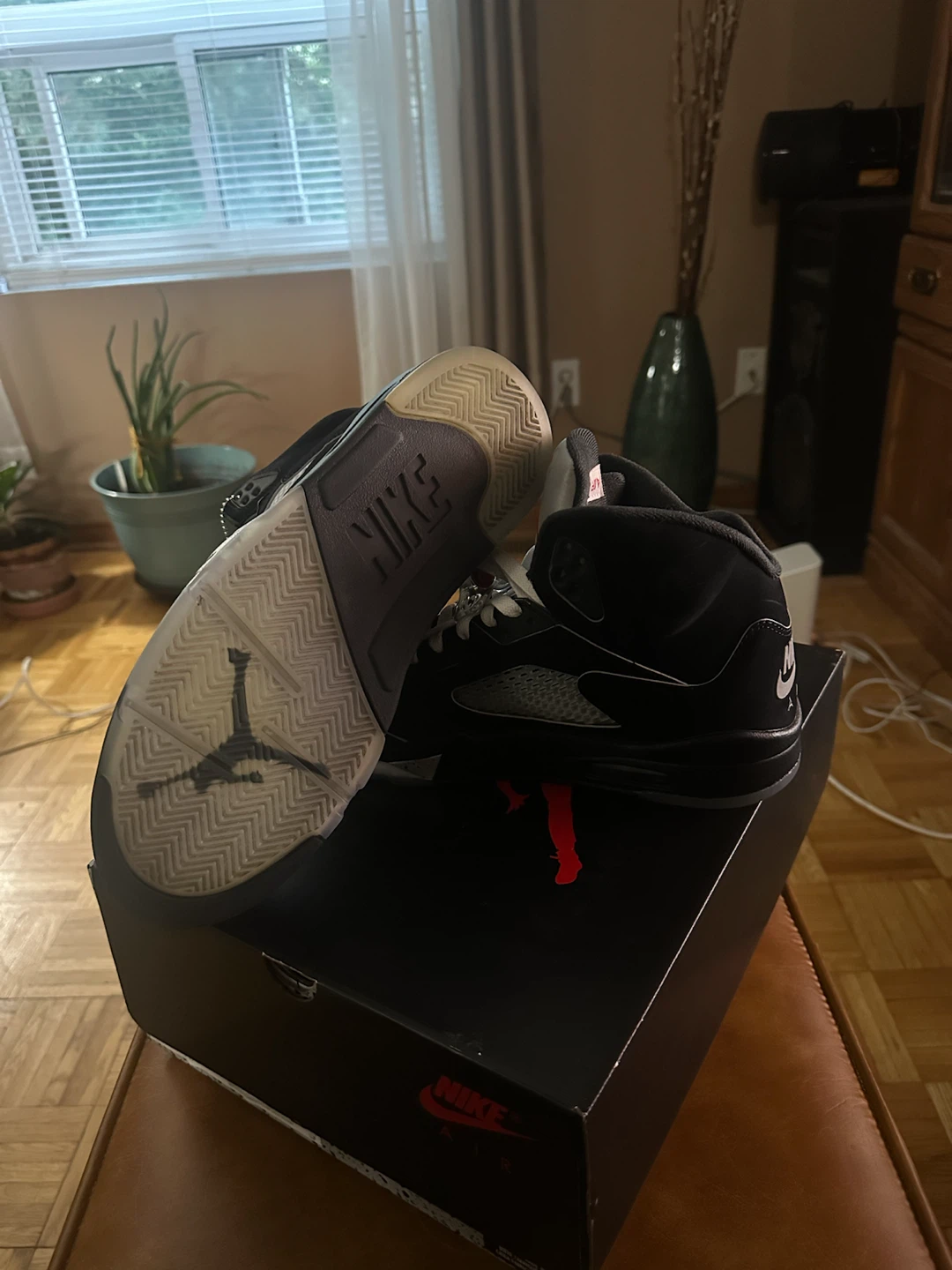 Jordan 5 “Black Metallic”(2025) - photo 3