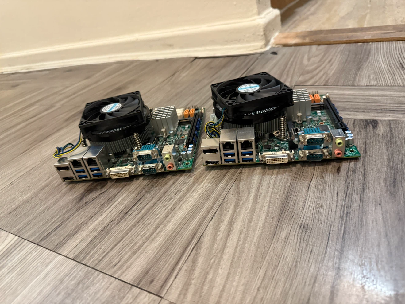 Lot of 2 Mini ITX Motherboards with CPU Coolers has cpu inside - photo 5