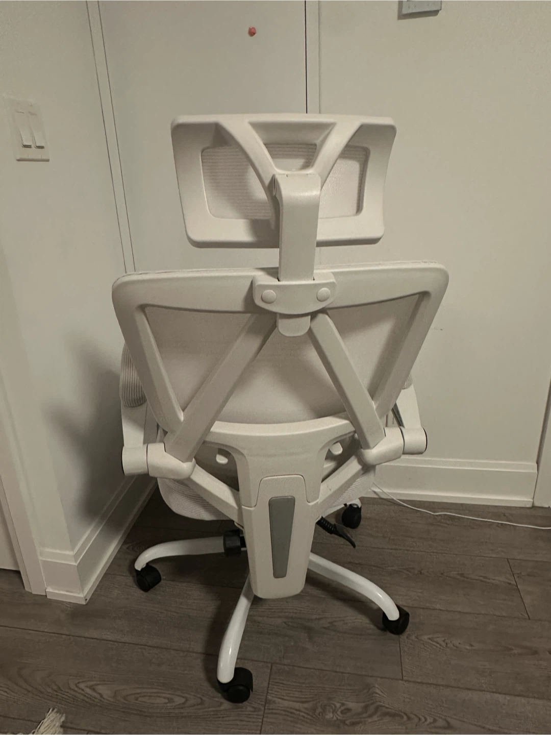 Ergonomic Office Chair with Leg/ Footrest - photo 3