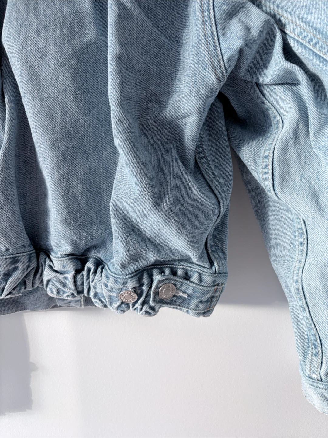 AGOLDE Light Wash Denim Jacket - photo 5