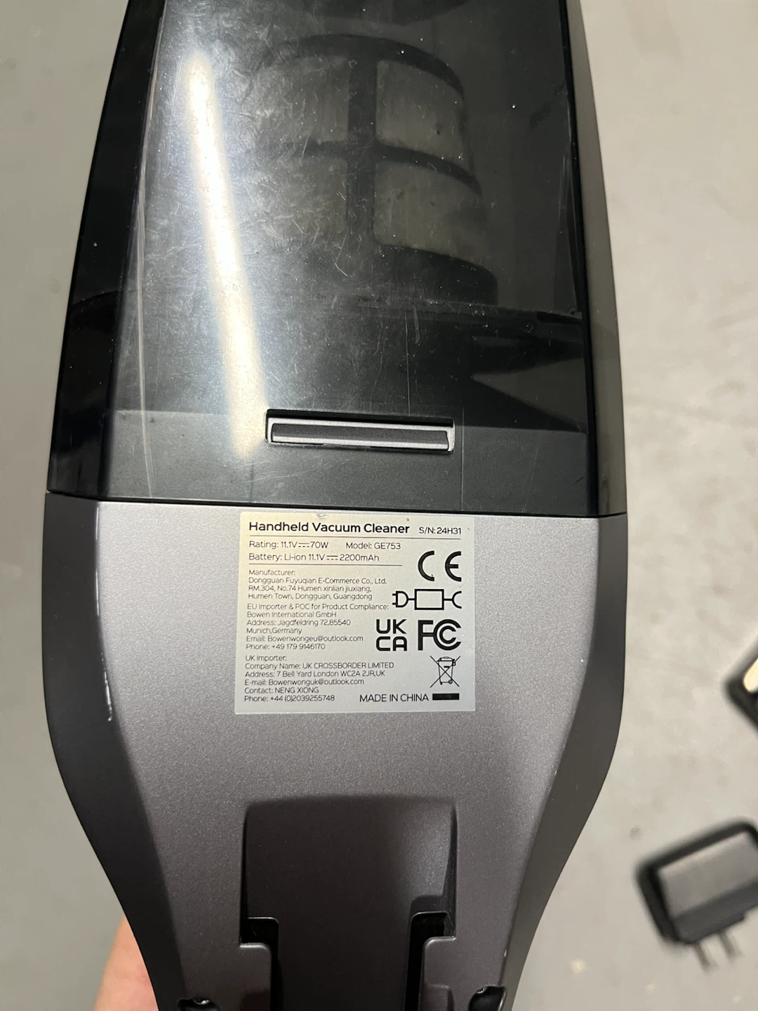 cordless handheld vacuum cleaner - photo 2