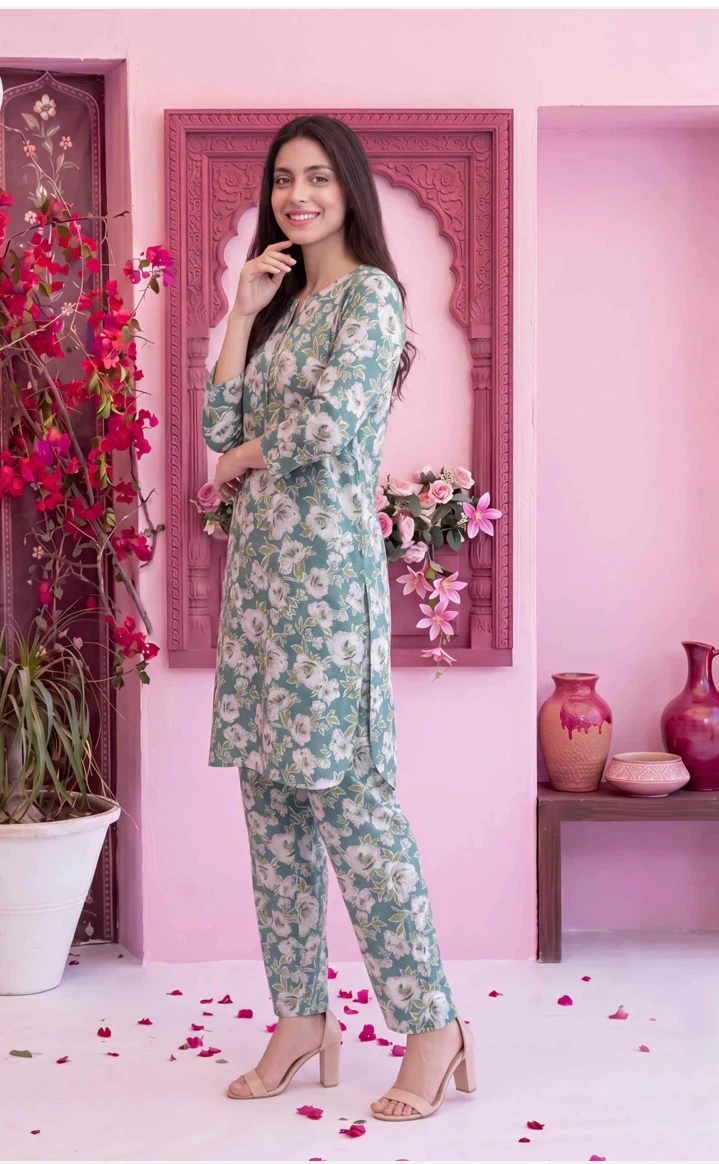 Green Floral Print Kurti and Pants Set - photo 2