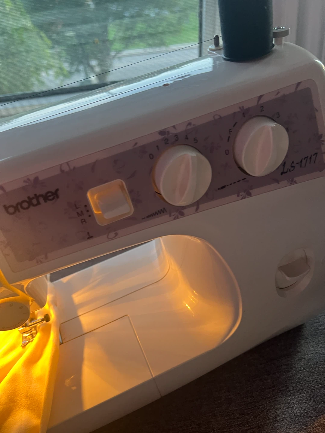 Brother LS-1717 Sewing Machine