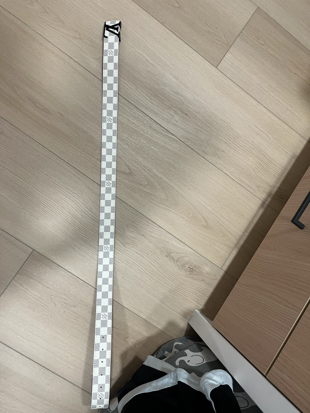 Louis Vuitton white belt - photo 2