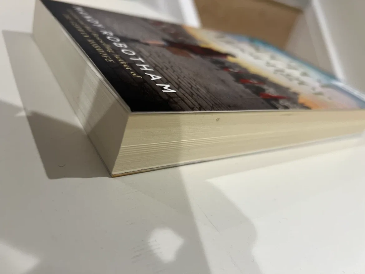 The secret messenger book - photo 4