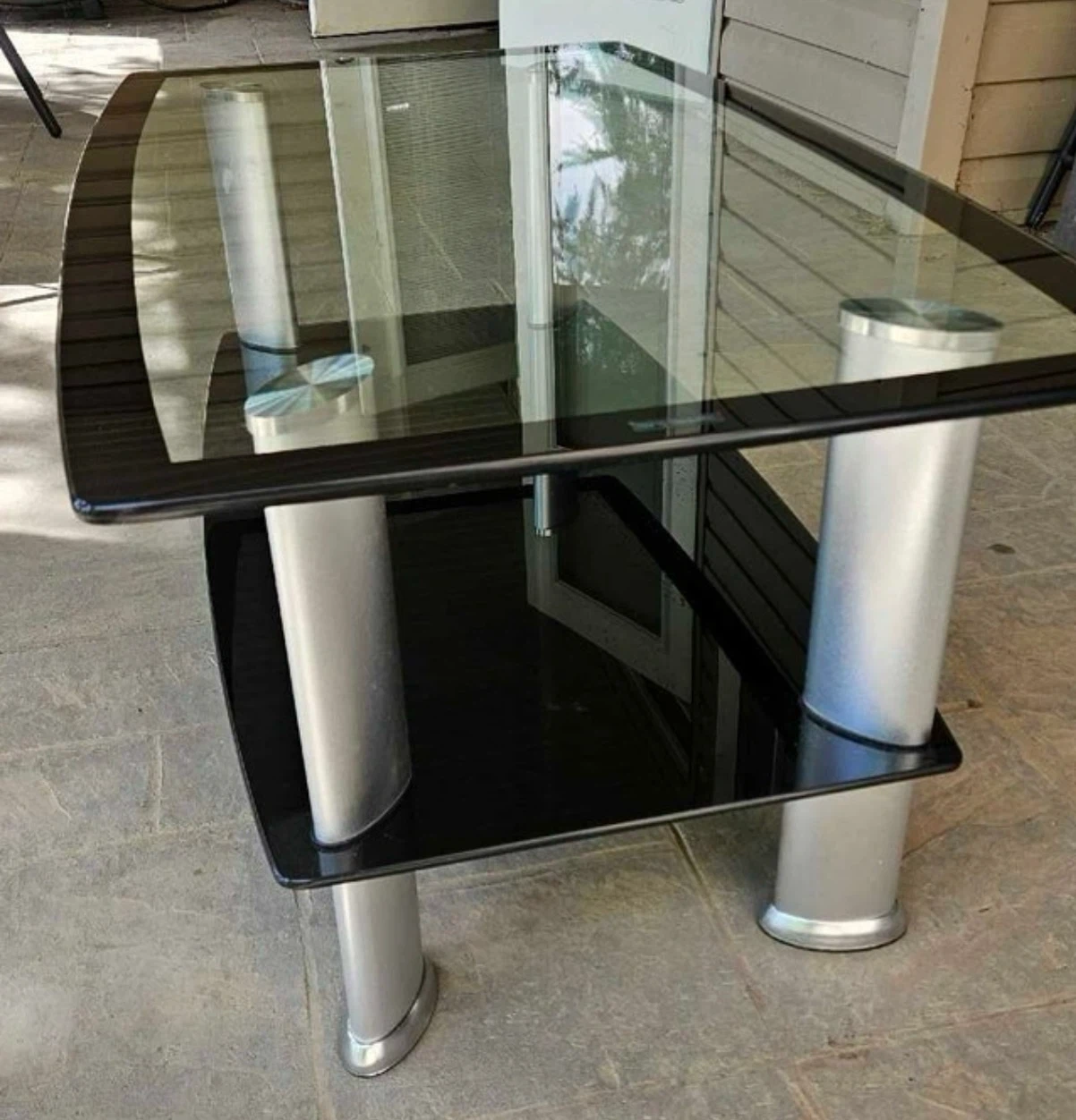 Glass Coffee Table- Excellent condition - photo 2