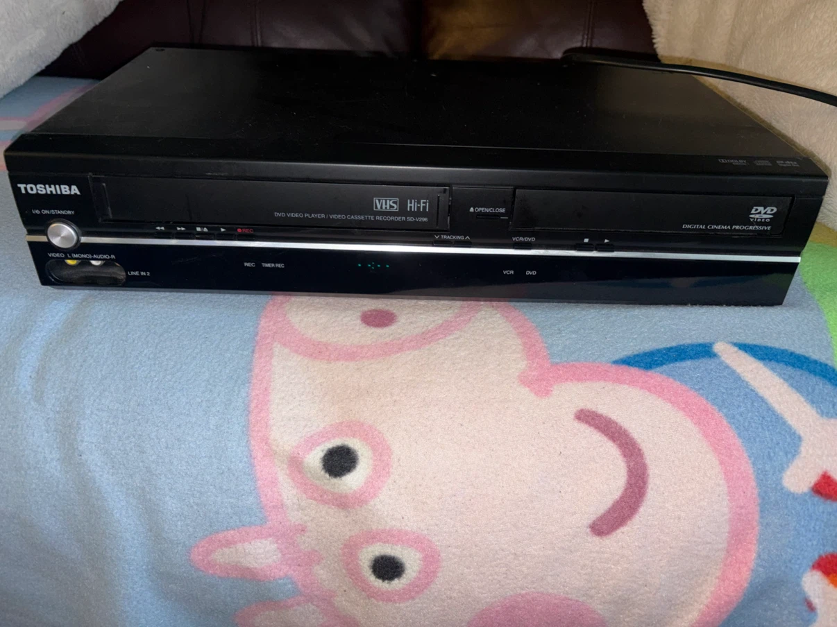 Toshiba VHS Hi-Fi DVD Player/Video Cassette Recorder SD-V296 - photo 3