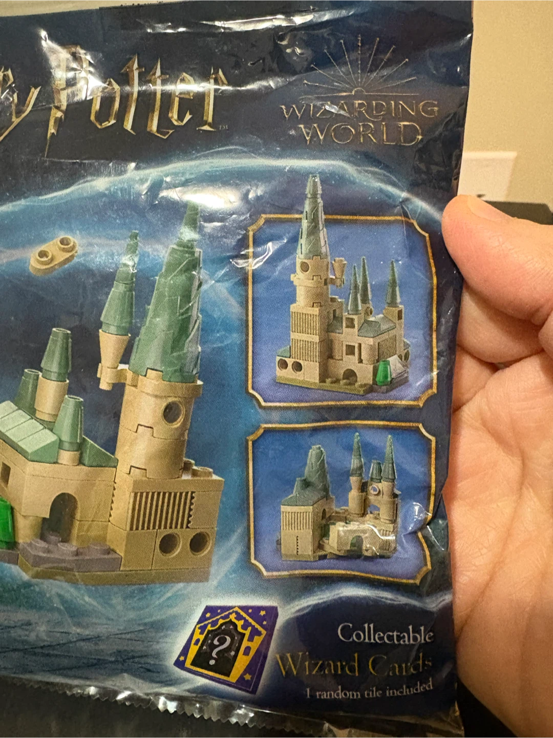New LEGO Harry Potter Build Your Own Hogwarts Castle 30435 - photo 3