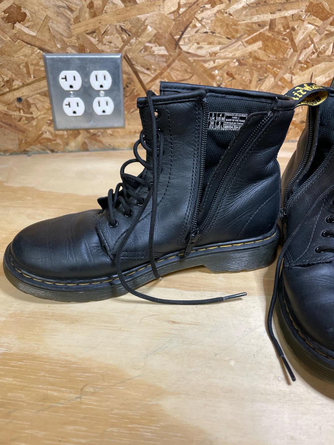 Dr. Martens Black Leather Combat Boots - photo 2