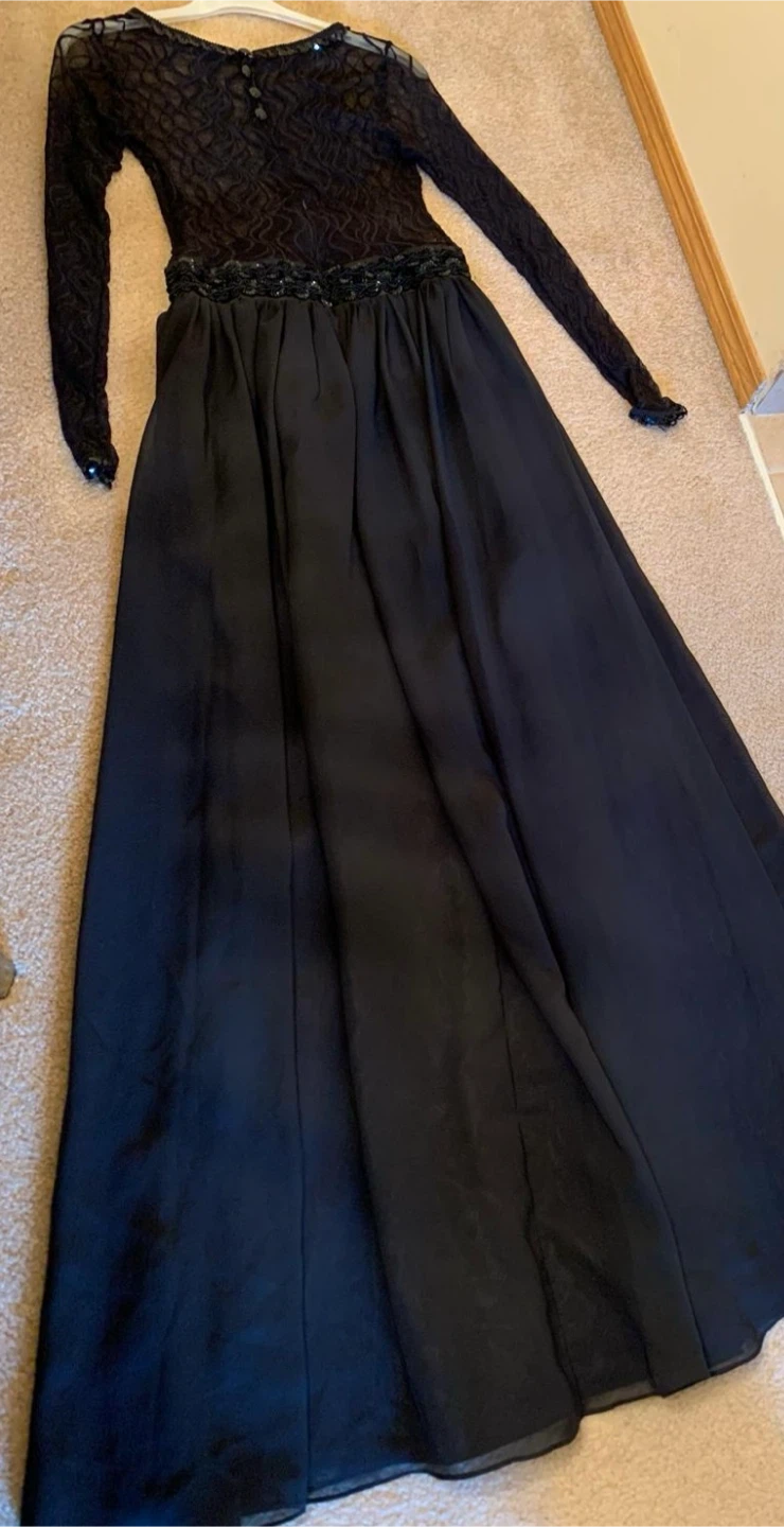 Evening dress - photo 3