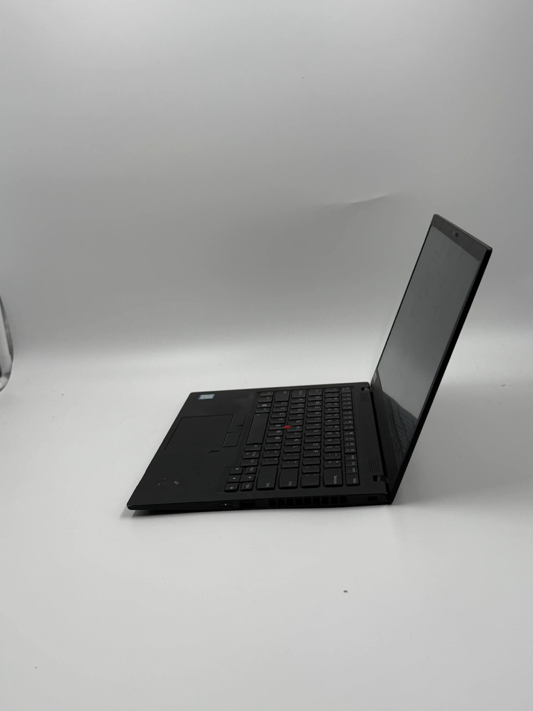 ThinkPad X1 Carbon Gen 7 i5 8th Gen 8GB 256 SSD - photo 3