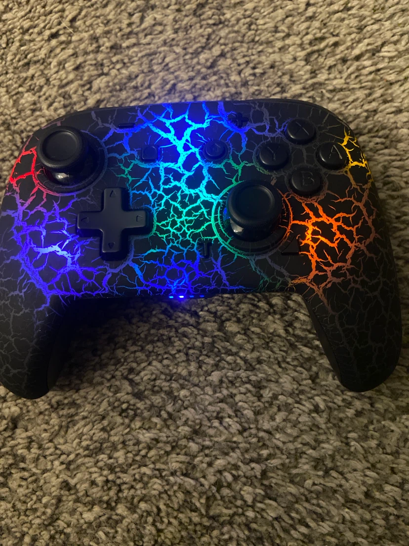Wireless Game Controller with Crackle Design - photo 5