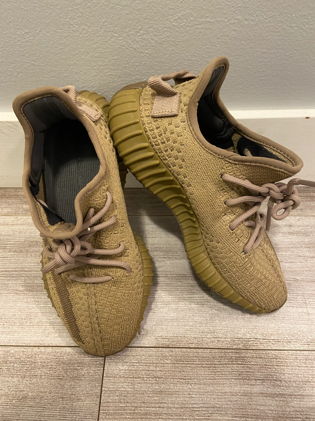 Adidas Yeezy Boost 350 V2 W Size 4