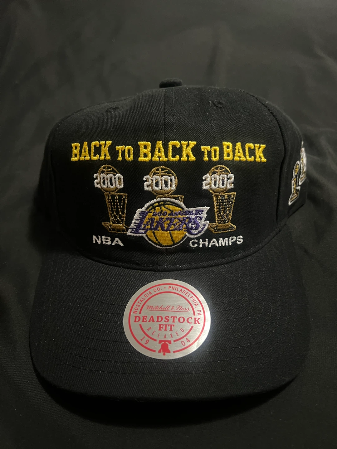 Brand new Mitchell & Ness Los Angeles Lakers Deadstock fit - photo 4