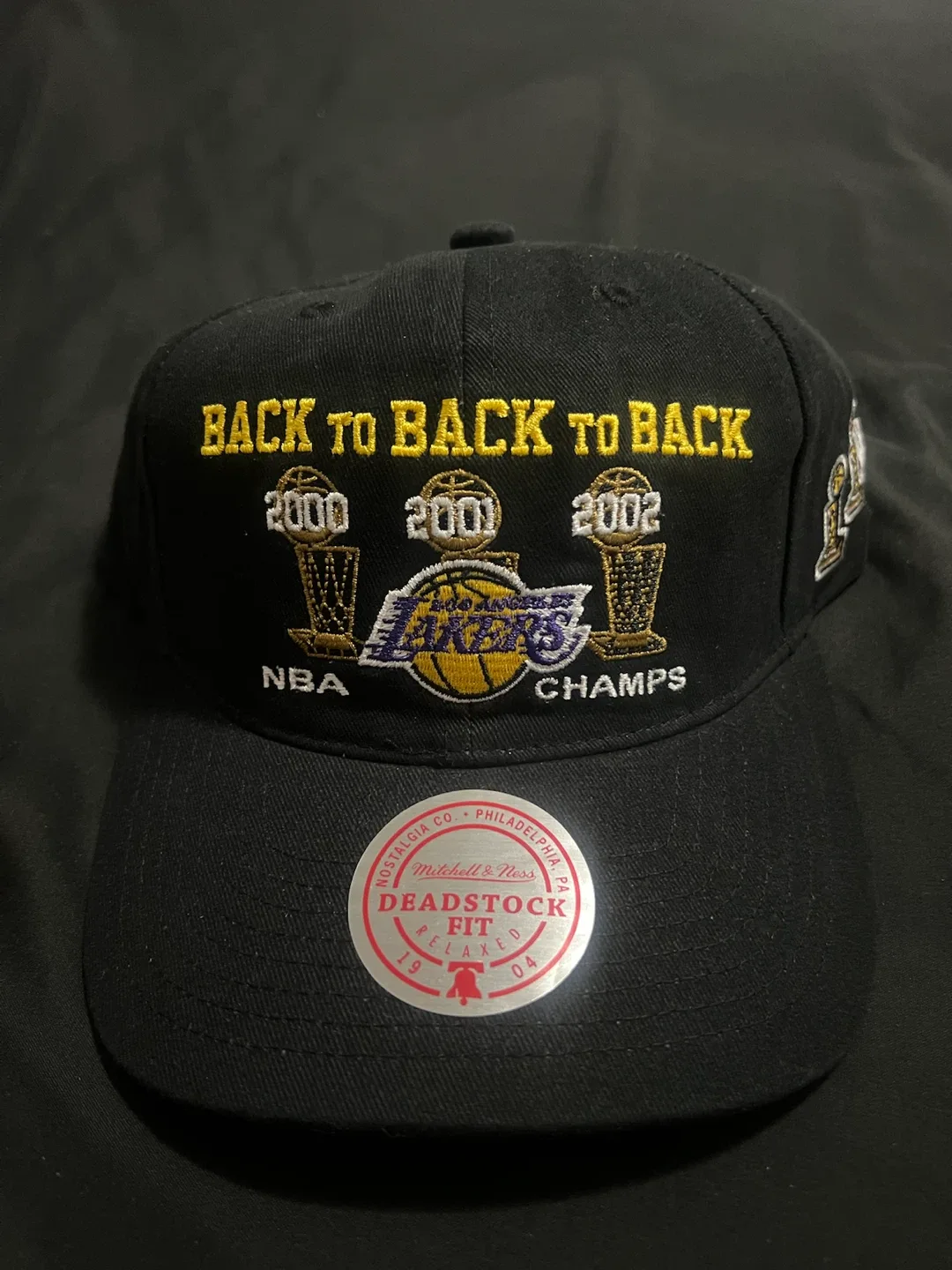 Brand new Mitchell & Ness Los Angeles Lakers Deadstock fit - photo 4