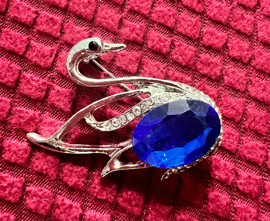Silver Swan Brooch with Blue Gemstone
