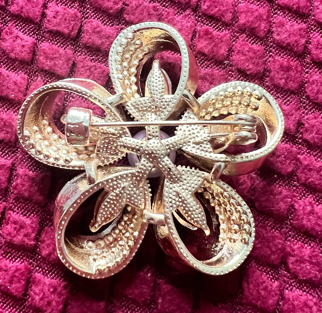 Flower Brooch with Pearl and Green Stones - photo 3