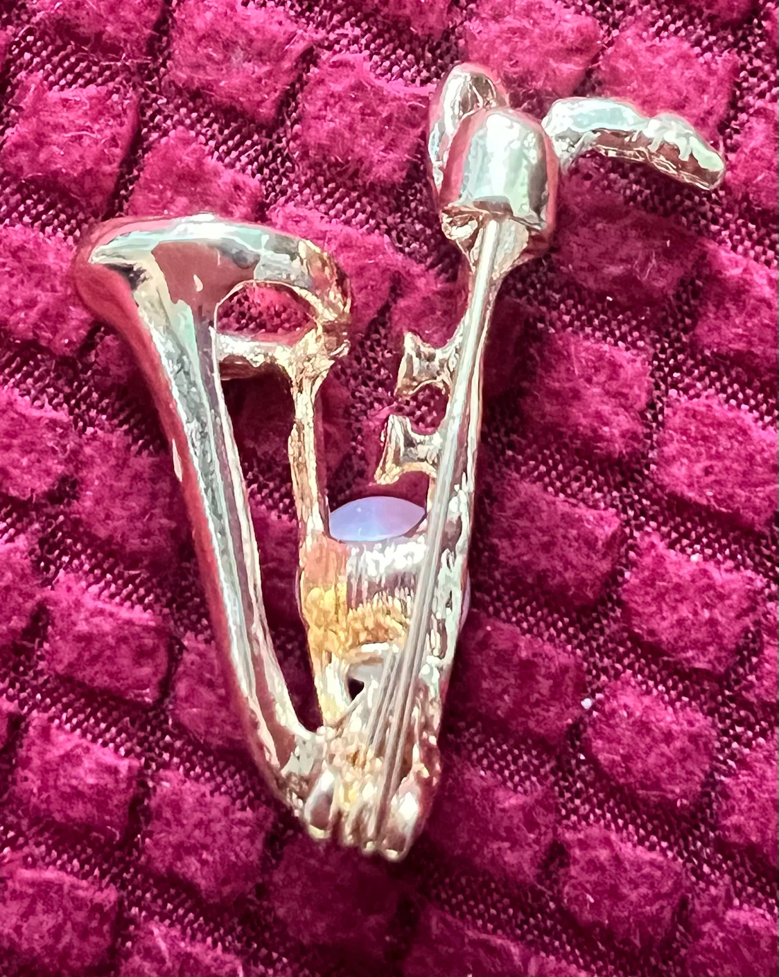 Gold Tone Saxophone Pin with Pearl - photo 2