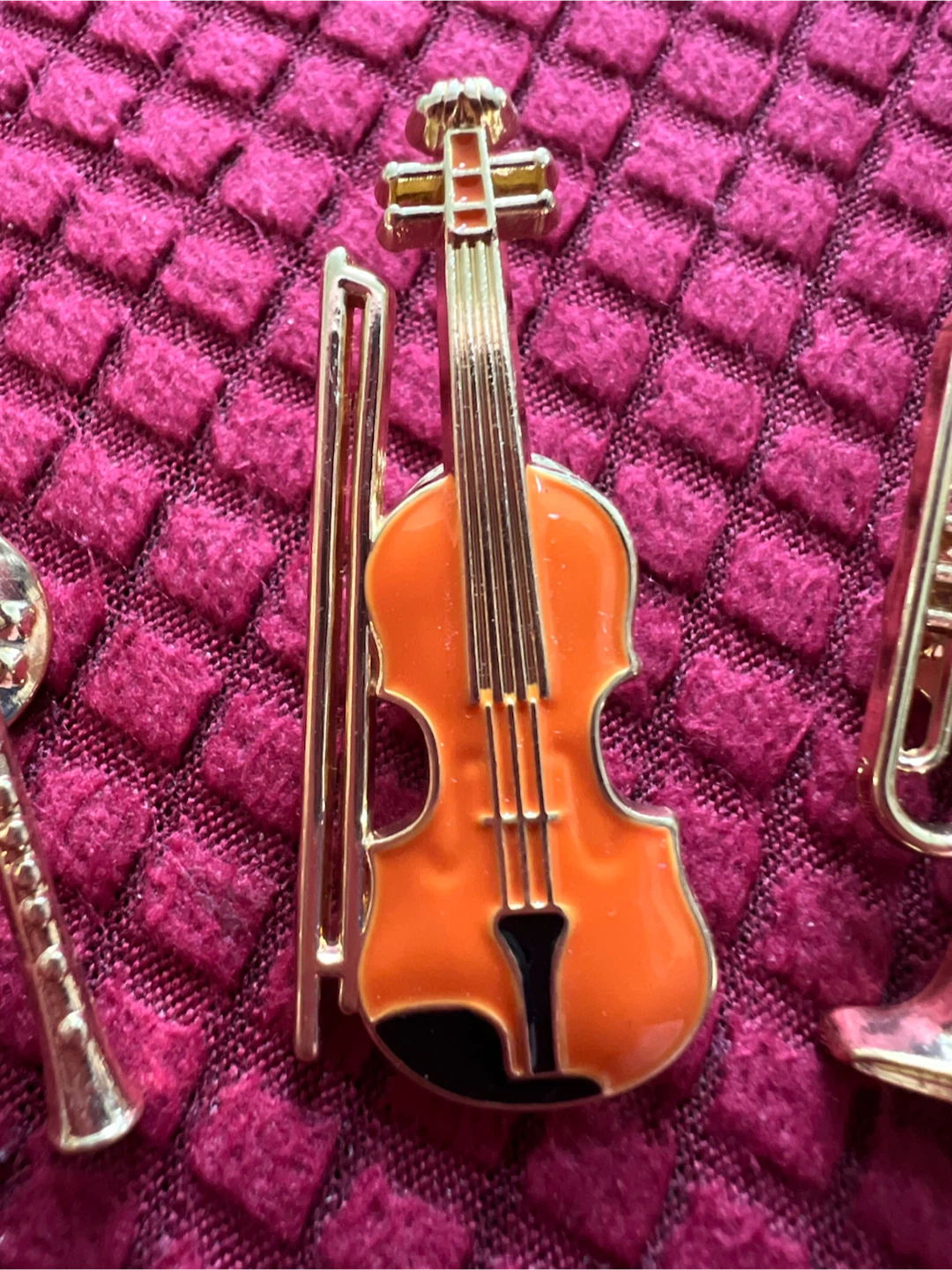 Musical enamel pins. - photo 5