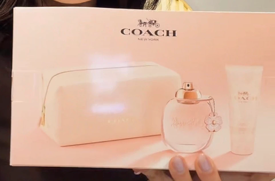 Coach Floral Eau de Parfum Gift Set with Cosmetic Bag
