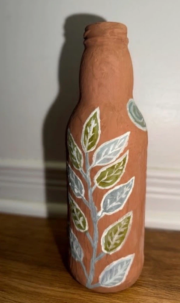 Bottle Vase with Leaf Design - hand painted - photo 2