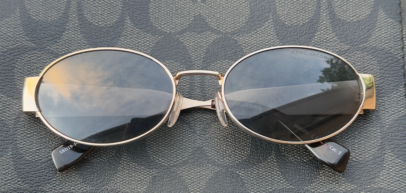Authentic Marc Jacobs Oval Sunglasses - photo 2