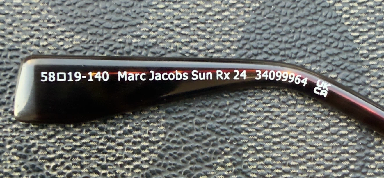 Authentic Marc Jacobs Oval Sunglasses - photo 4
