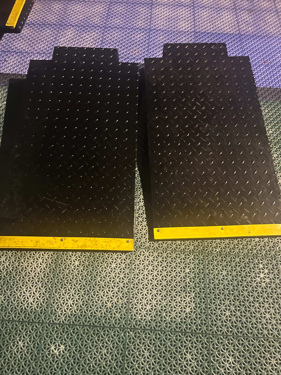 Pair of Black Metal Truck /Car Wheel Ramps