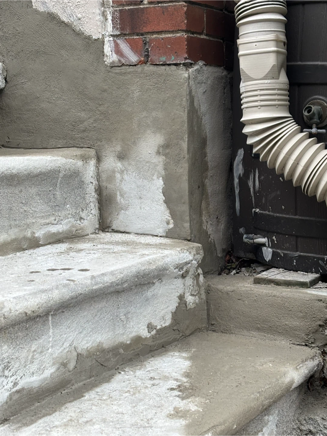Concrete  repair / framing carpenter - photo 2