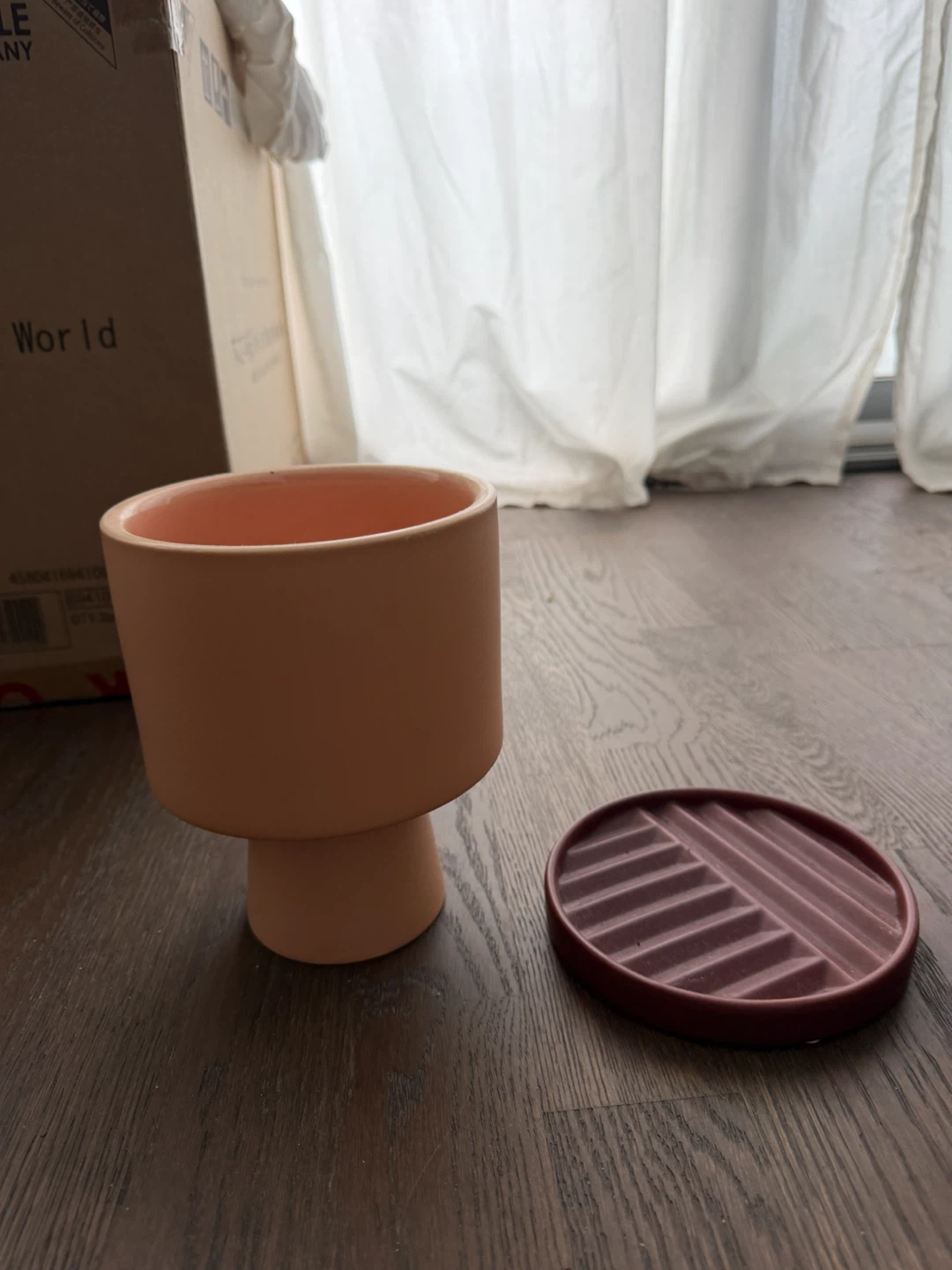 UOI Ceramic Planter with plate(14 cm diameter)