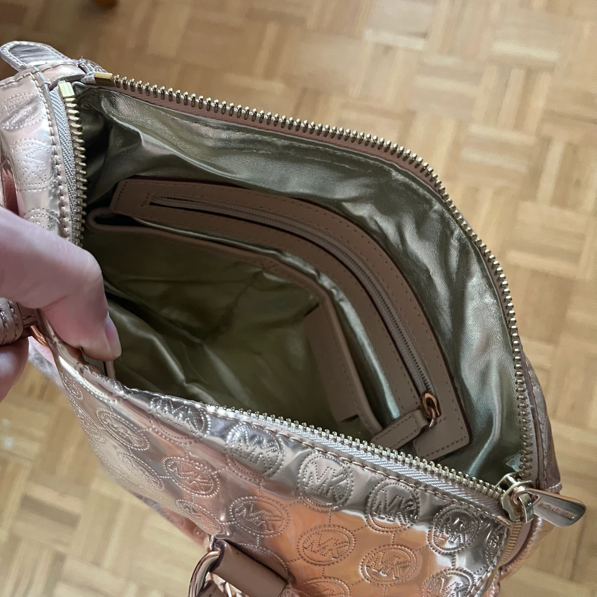 Michael Kors Rose Gold MK Signature Satchel Bag - photo 3