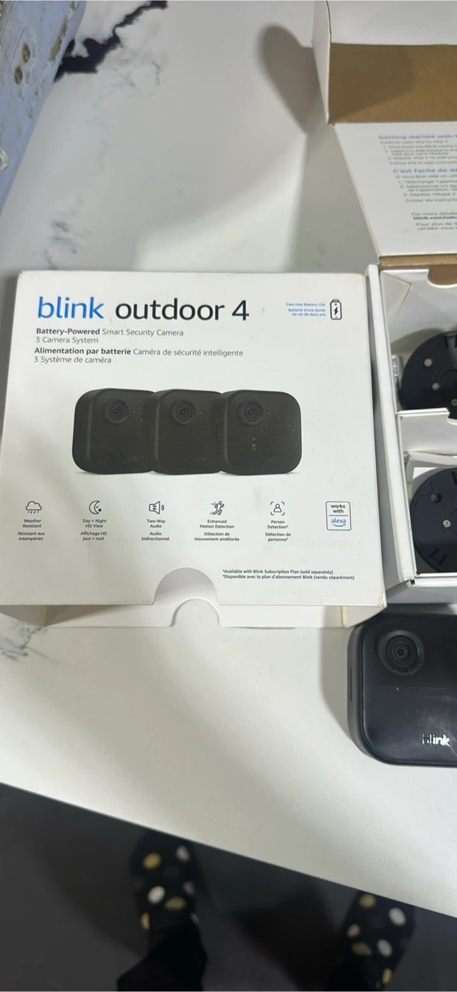 Blink Outdoor 4 Camera System - 3 Camera Kit - photo 2