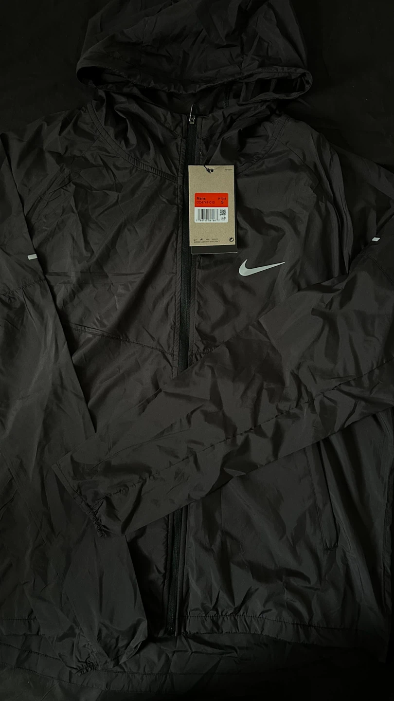 NIKE WINDBREAKER UV