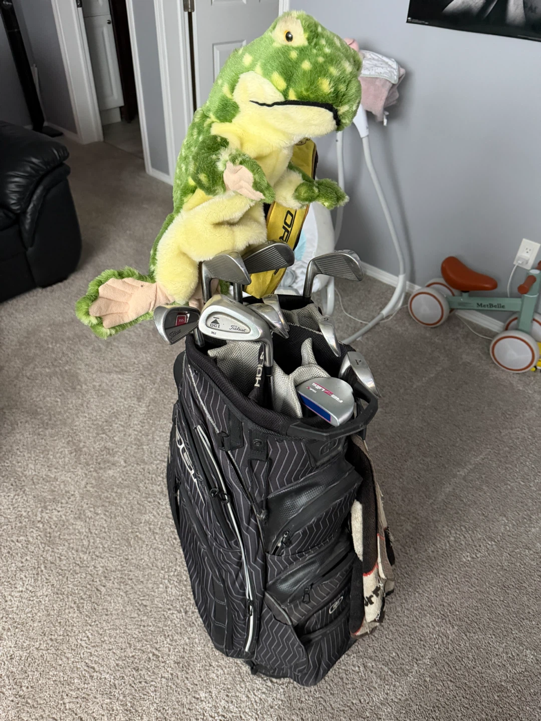 Cobra Speed LD Driver and Titleist Golf Club Set