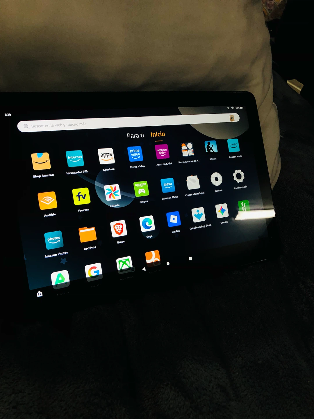 Amazon Fire HD 10 Tablet - photo 2