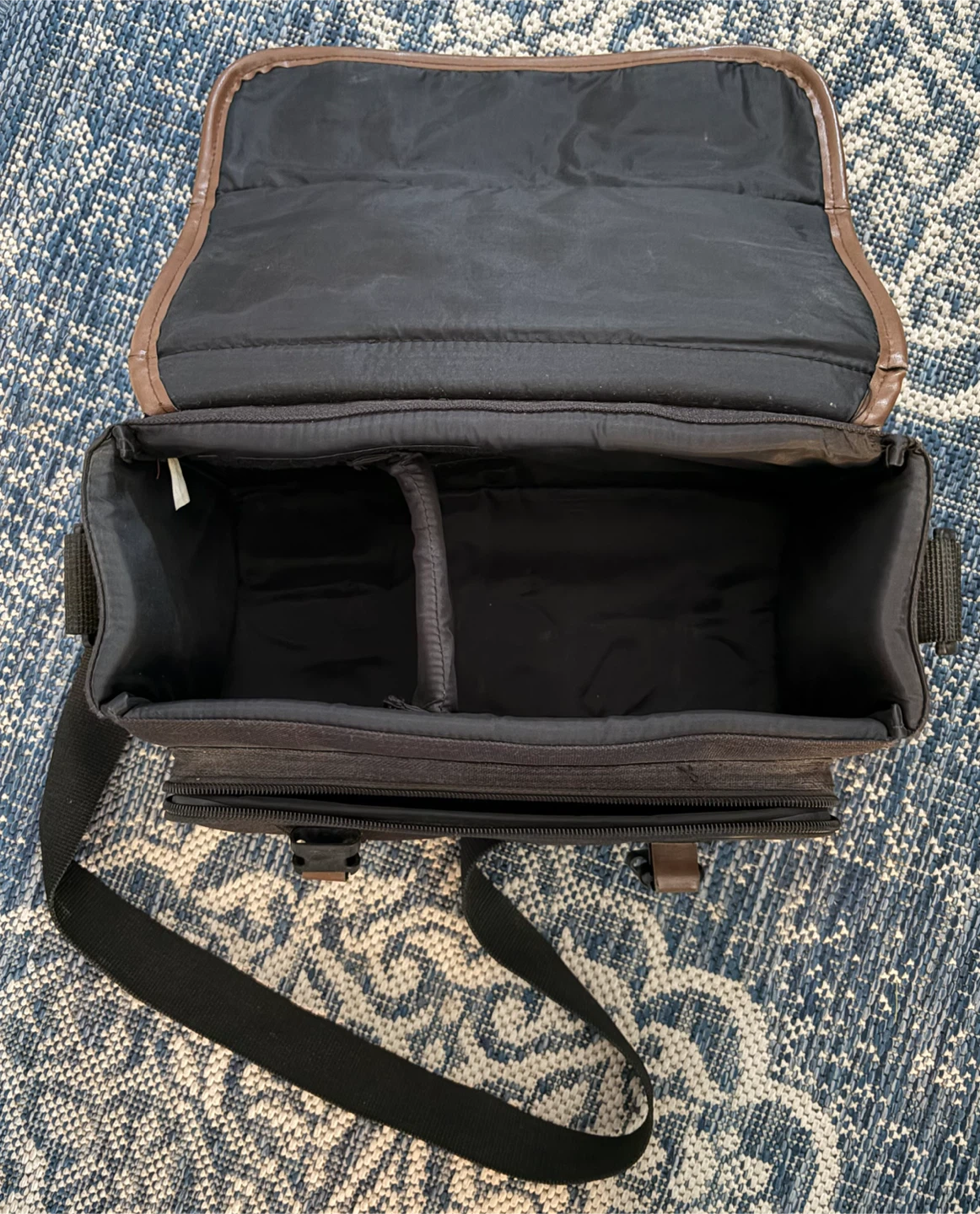Canon EOS Rebel X Camera with bag and accessories - photo 2