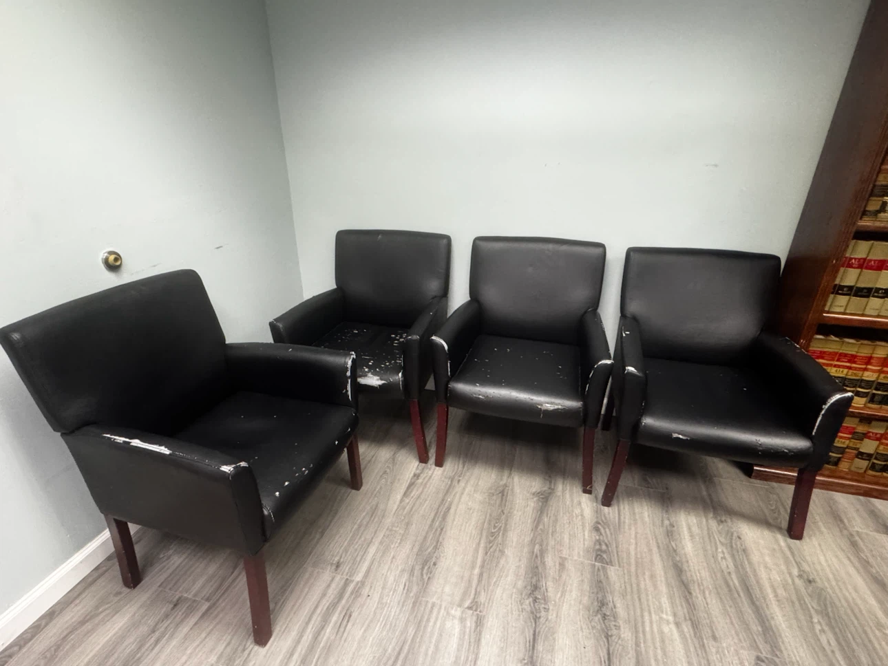 Black Armchair (Set of 4)