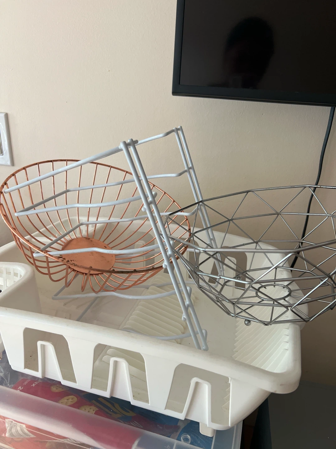 Wire Fruit Baskets with Dish Rack