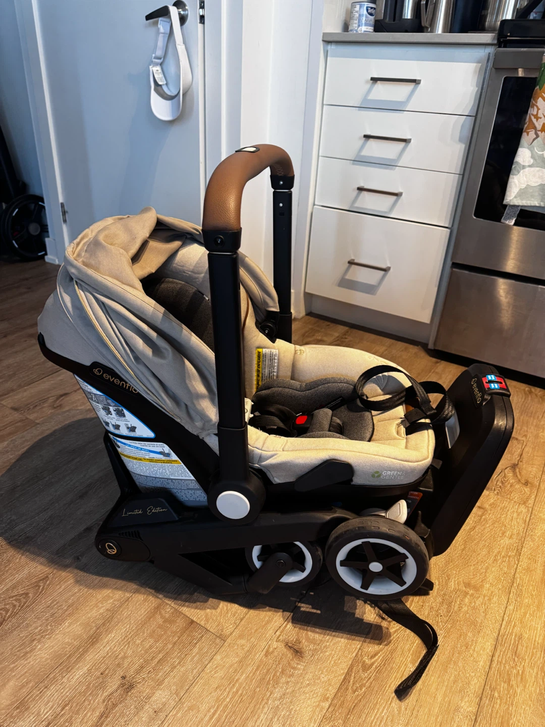 Evenflo Shyft DualRide - USA IMPORT