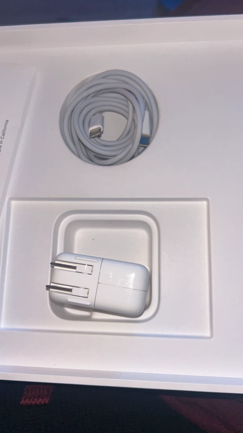 New Apple MacBook Air Rose Gold 2019 - photo 4