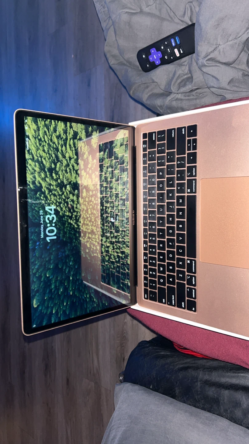 New Apple MacBook Air Rose Gold 2019 - photo 5