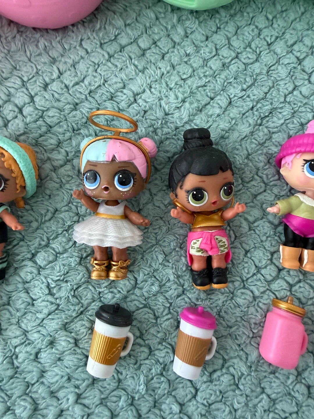 Moving sales:LOL Surprise Dolls( 6 dolls with 7 balls case) - photo 3