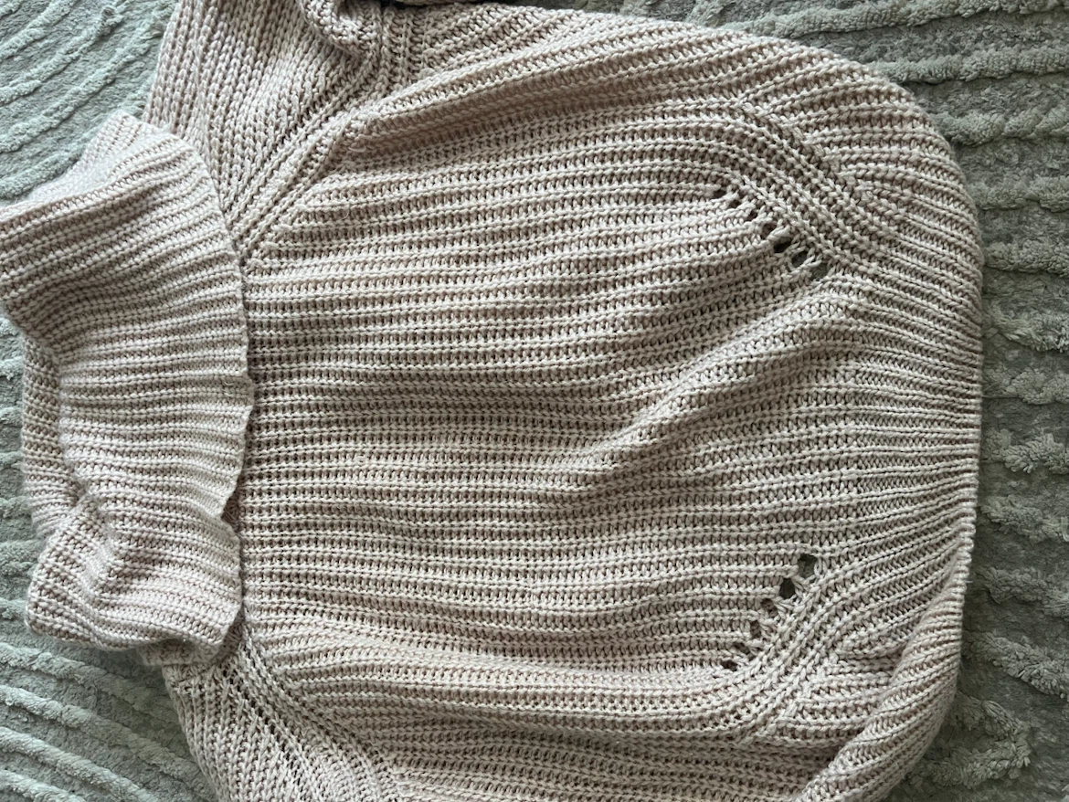 Pink Knit Sweater - photo 2